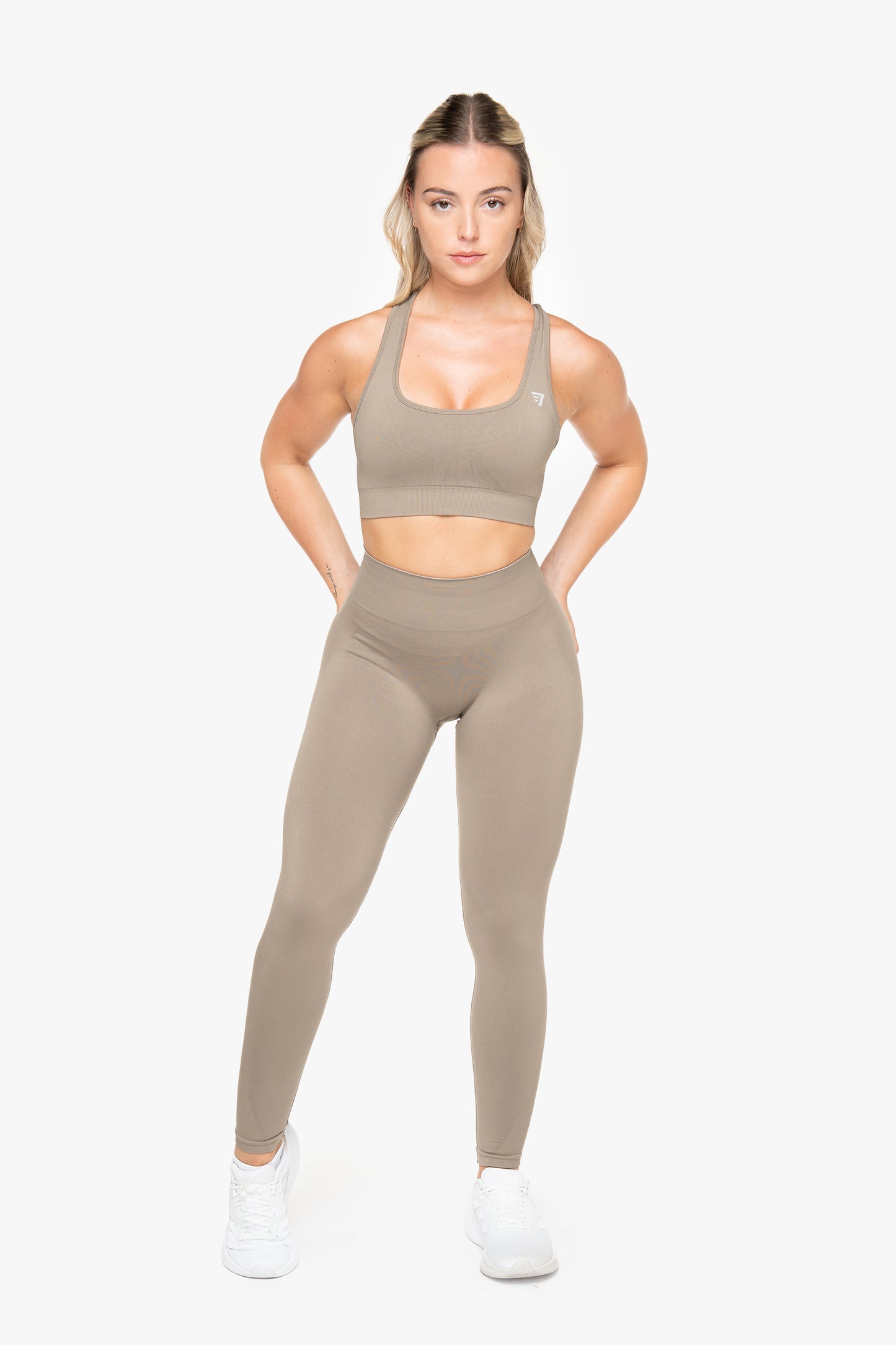 Brassière Essence - Walnut