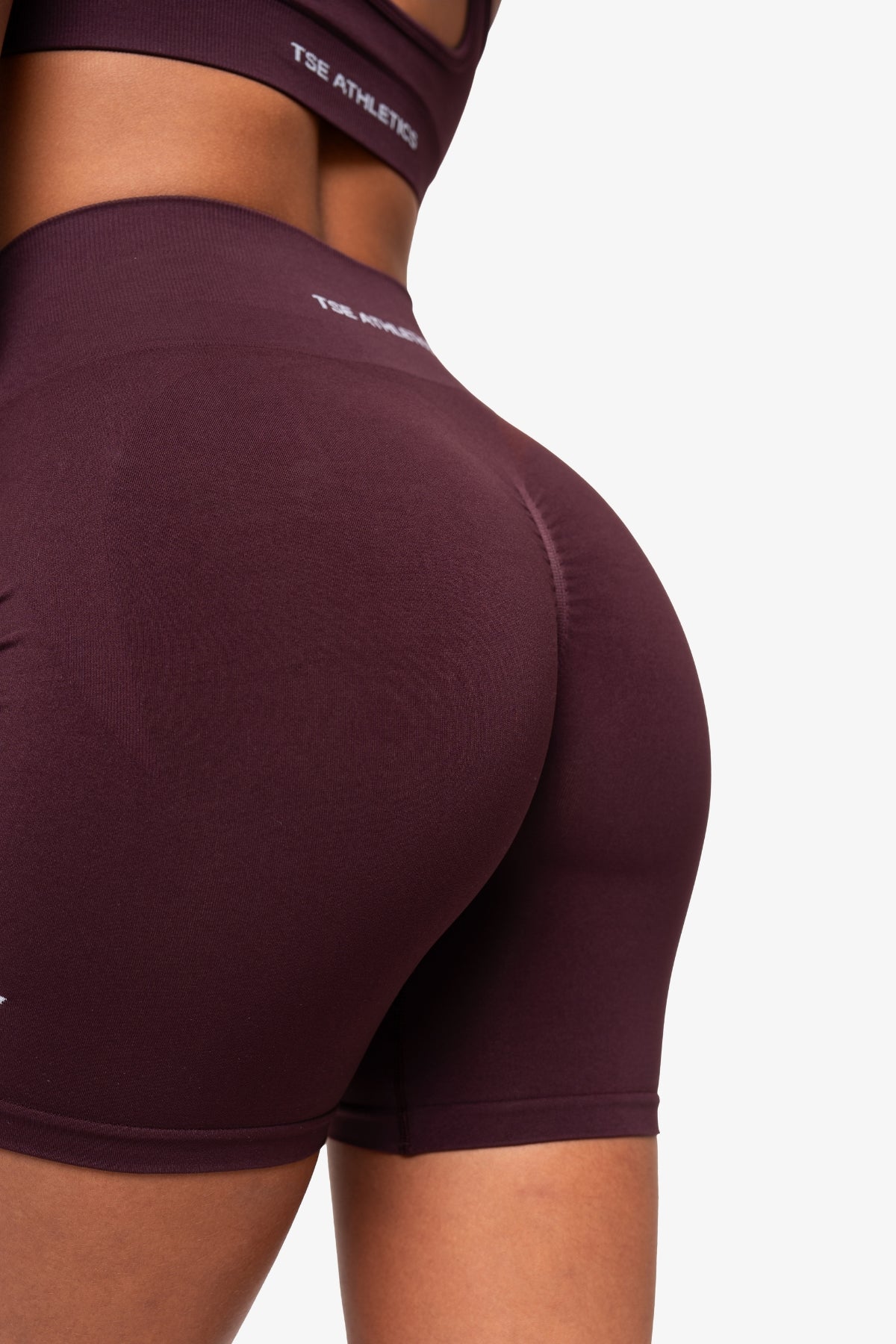 SHORT ESSENCE 15 CM SEAMLESS - CRANBERRY