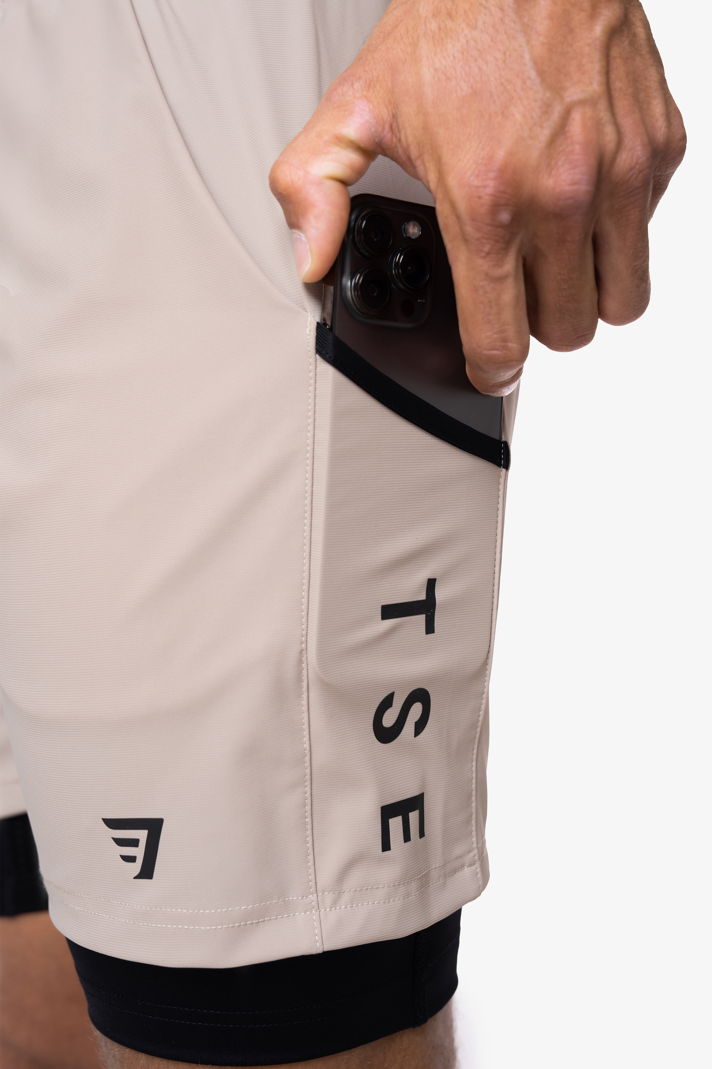 LINER SHORT PERFORMANCE - LIGHT SAND