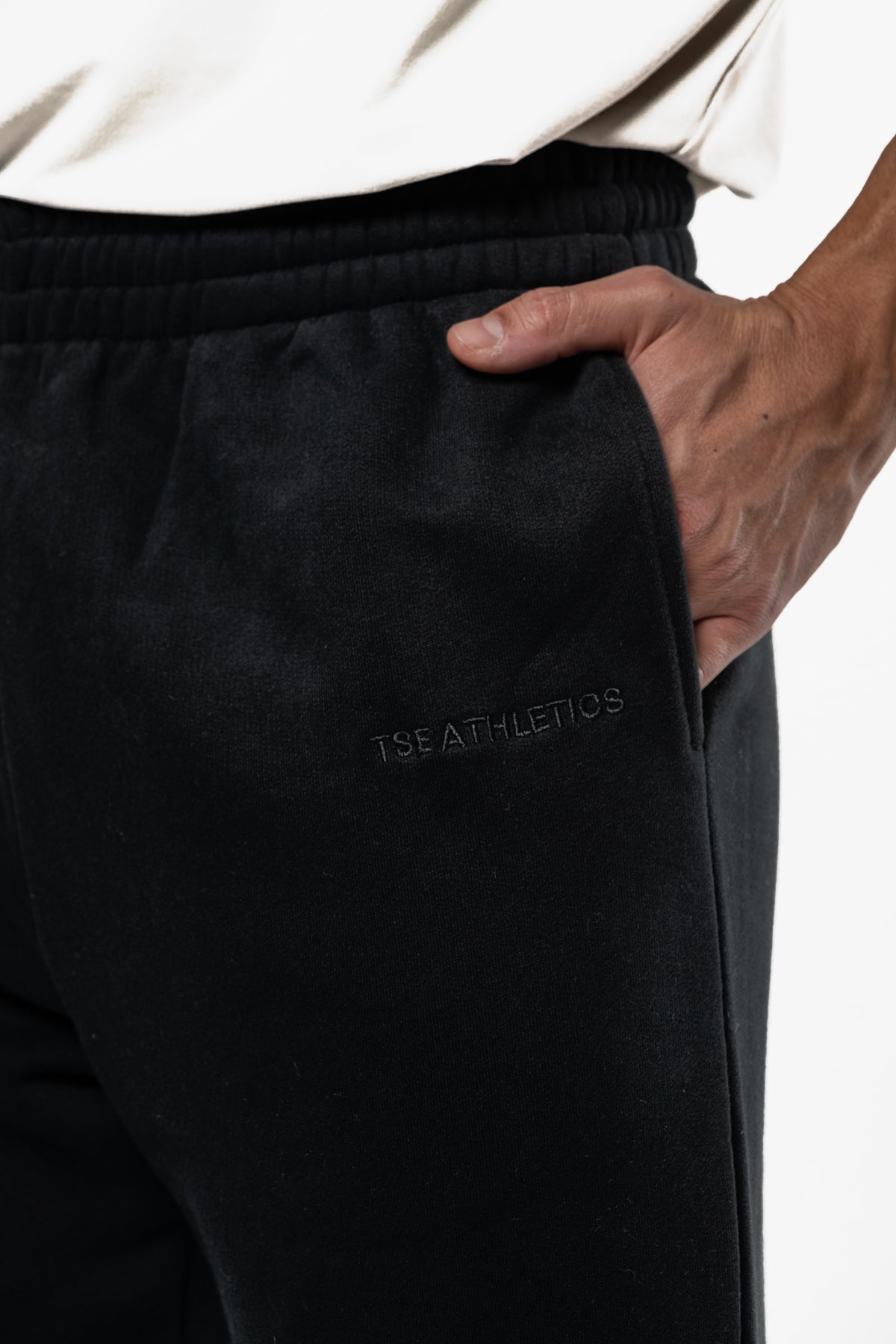 JOGGER MINIMAL LOOSEFIT - BLACK